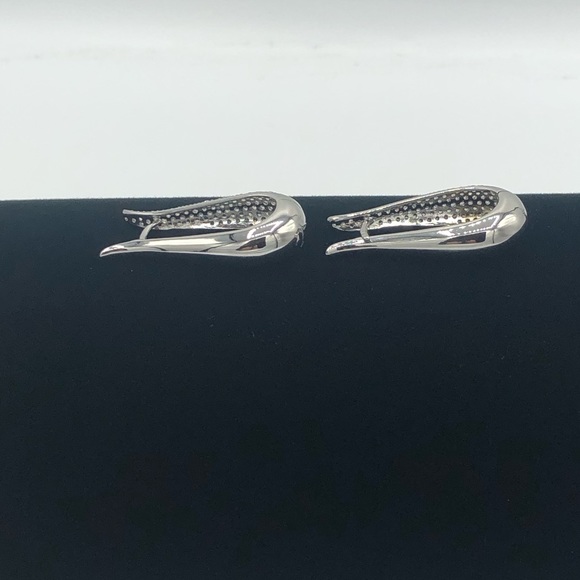 3ct Tulip Hoop Earrings - Picture 10 of 13